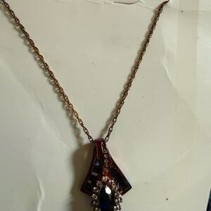 Elegant Gold and Blue Pendant Necklace